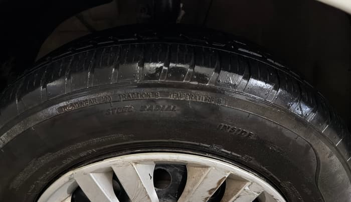 2017 Maruti Dzire VXI, Petrol, Manual, 55,299 km, Left Front Tyre Tread