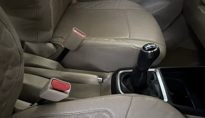 2017 Maruti Dzire VXI, Petrol, Manual, 55,299 km, Gear Lever