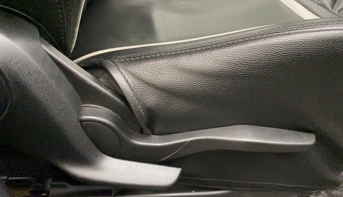2018 Maruti Swift ZXI PLUS, Petrol, Manual, 64,747 km, Driver Side Adjustment Panel
