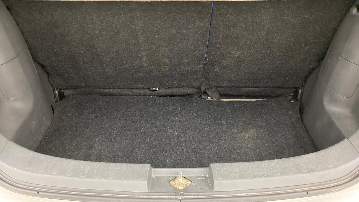 2010 Maruti Ritz ZXI, Petrol, Manual, 47,698 km, Boot Inside