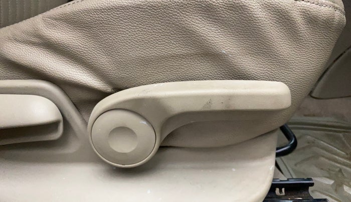 2015 Maruti Swift Dzire ZXI, Petrol, Manual, 1,05,566 km, Driver Side Adjustment Panel