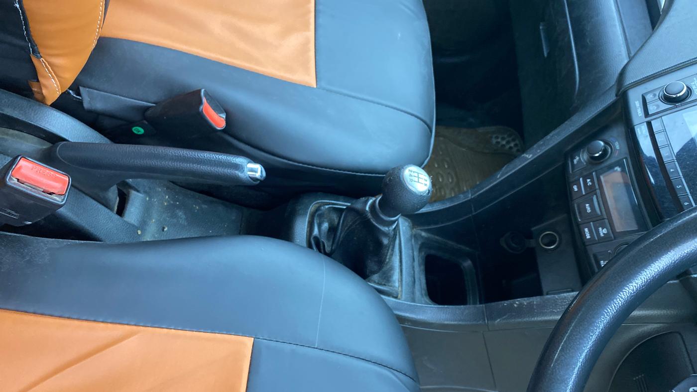 2017 Maruti Swift ZDI, Diesel, Manual, 79,848 km, Gear Lever