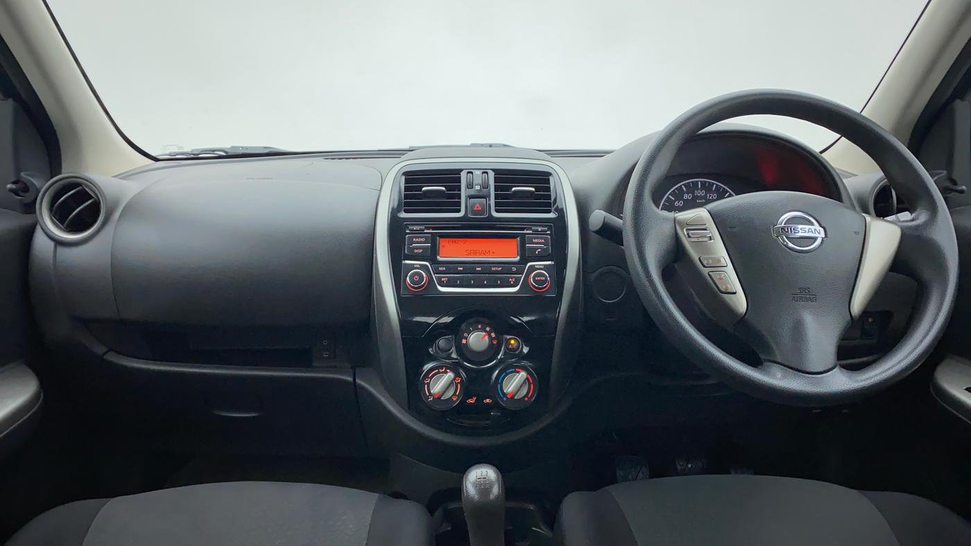 2017 Nissan Micra Active XV S, Petrol, Manual, 82,861 km, Dashboard