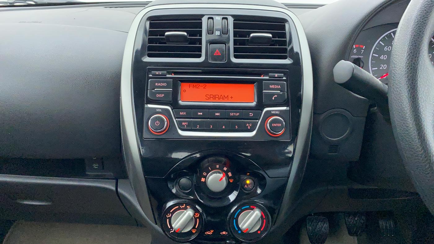 2017 Nissan Micra Active XV S, Petrol, Manual, 82,861 km, Air Conditioner