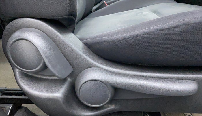 2017 Nissan Micra Active XV S, Petrol, Manual, 82,861 km, Driver Side Adjustment Panel