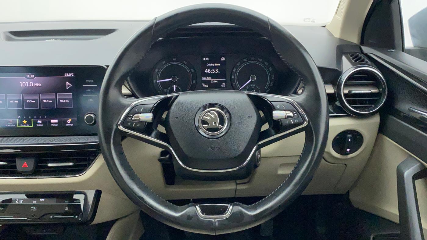 2022 Skoda SLAVIA AMBITION 1.0L TSI MT, Petrol, Manual, 7,270 km, Steering Wheel Close Up