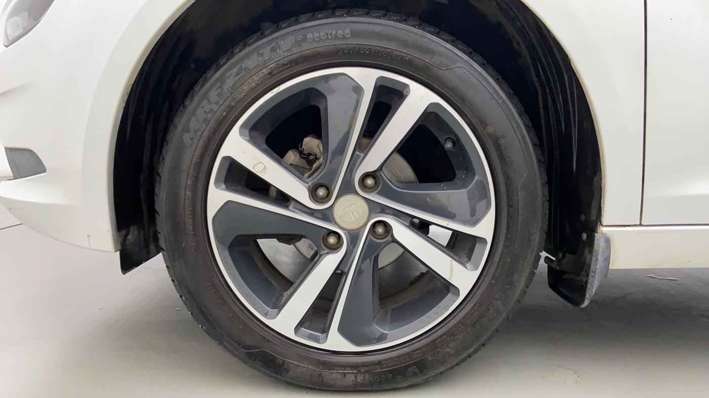 2020 Tata ALTROZ XZ 1.2, Petrol, Manual, 27,000 km, Left Front Wheel