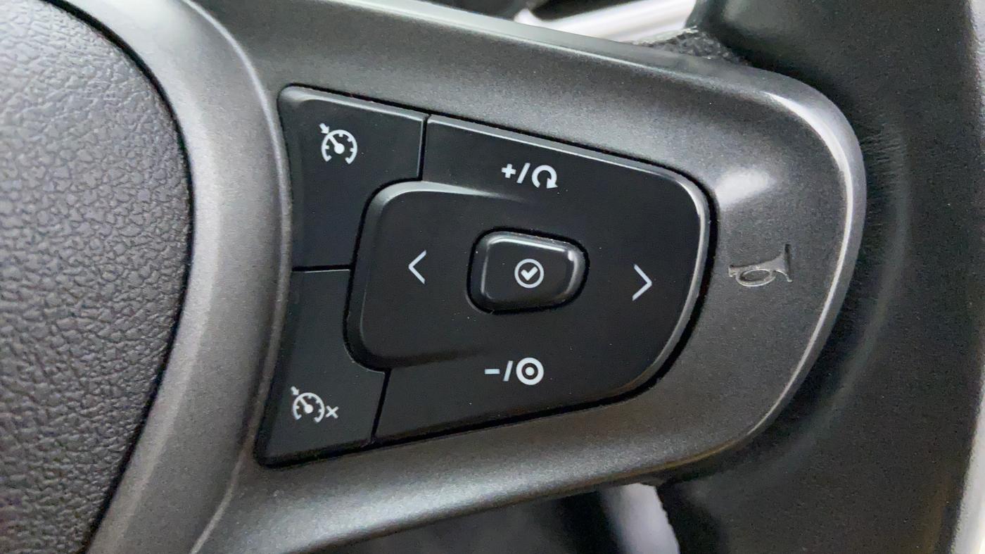 2020 Tata ALTROZ XZ 1.2, Petrol, Manual, 27,000 km, Adaptive Cruise Control