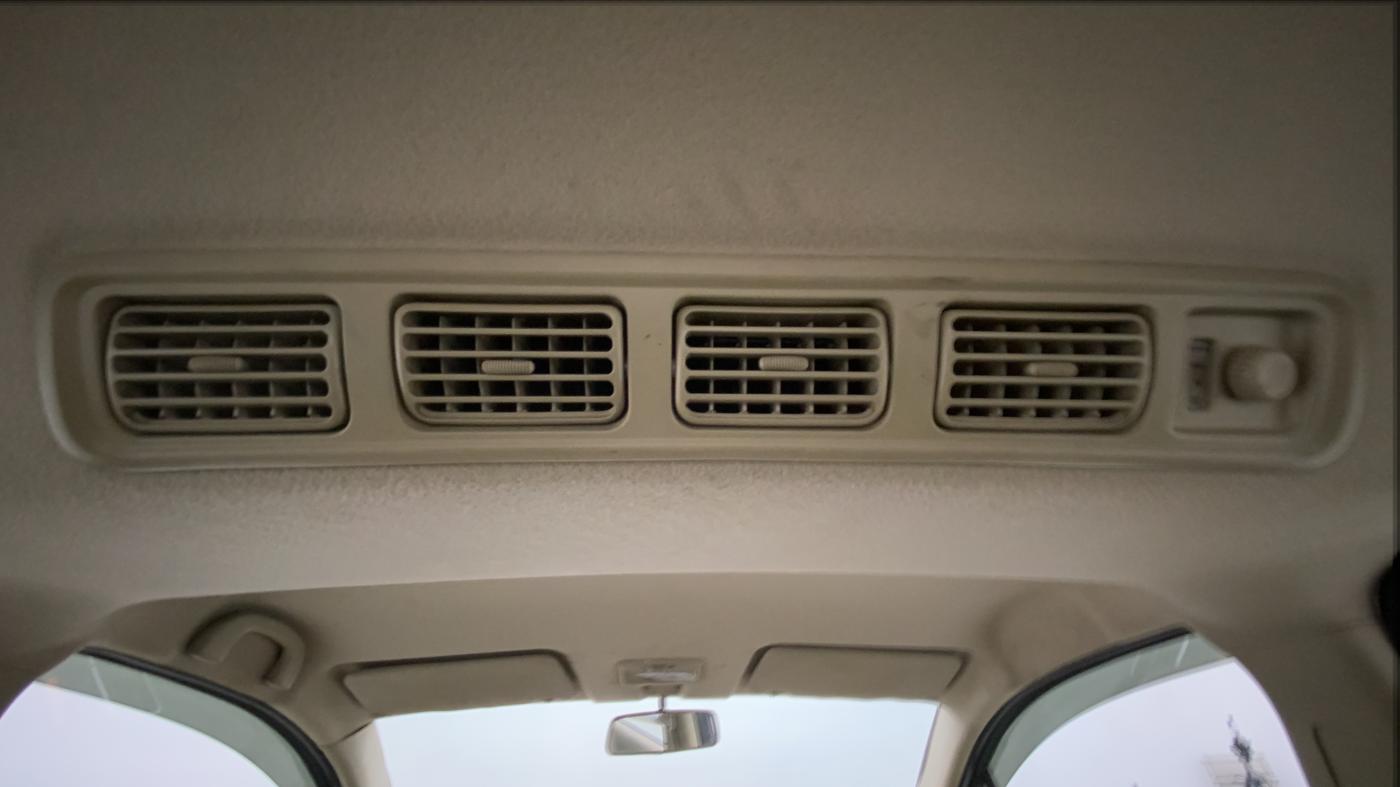 2013 Maruti Ertiga VXI, Petrol, Manual, 55,773 km, Rear AC Vents
