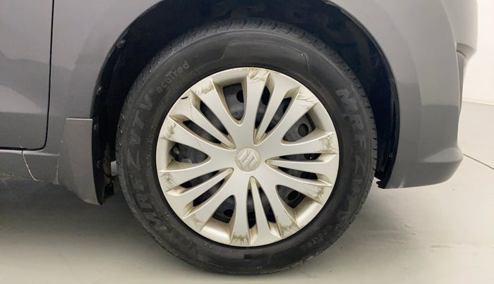 2013 Maruti Ertiga VXI, Petrol, Manual, 55,773 km, Right Front Wheel