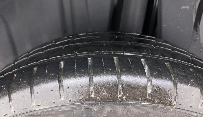 2022 Maruti Baleno ALPHA PETROL 1.2, Petrol, Manual, 7,353 km, Left Rear Tyre Tread