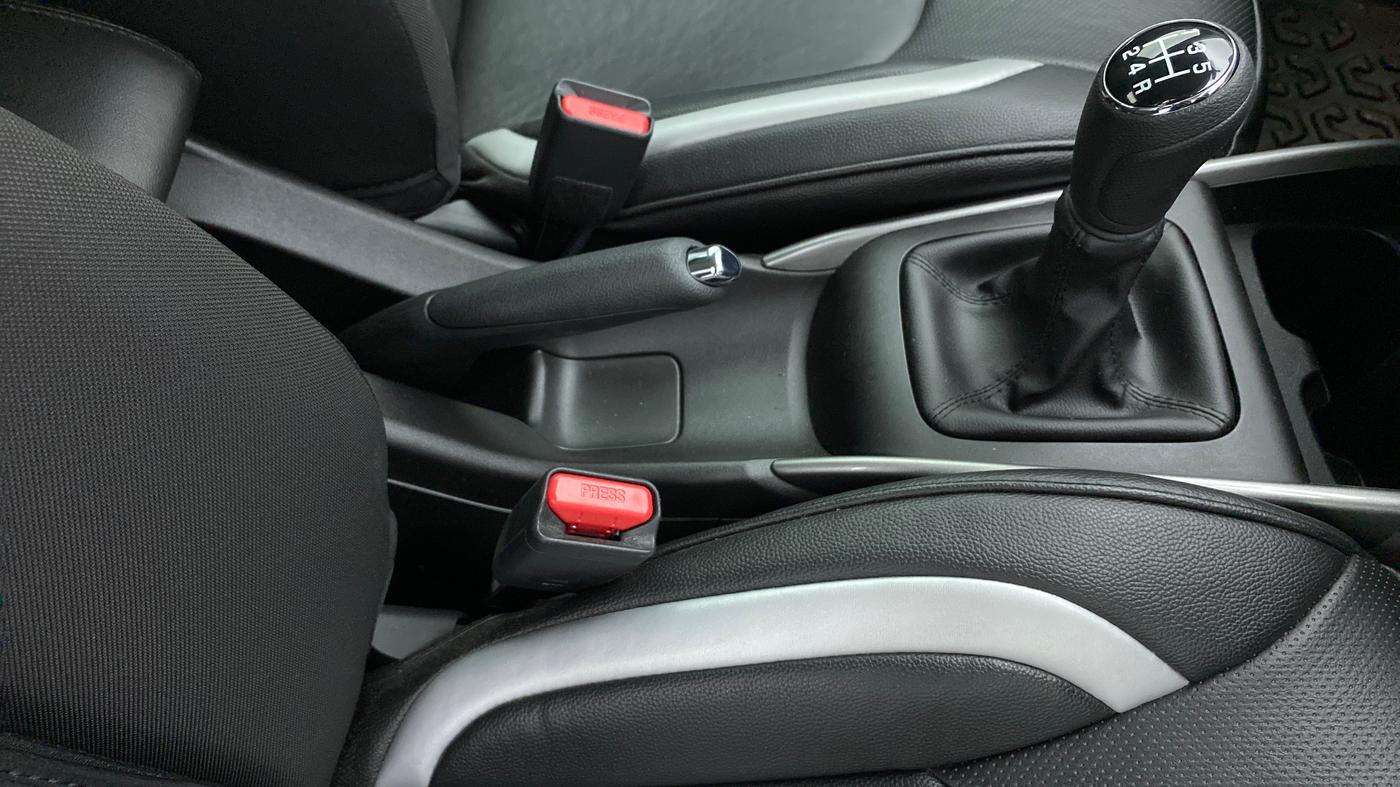 2022 Maruti Baleno ALPHA PETROL 1.2, Petrol, Manual, 7,353 km, Gear Lever