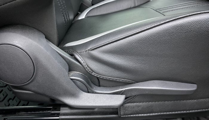 2022 Maruti Baleno ALPHA PETROL 1.2, Petrol, Manual, 7,353 km, Driver Side Adjustment Panel