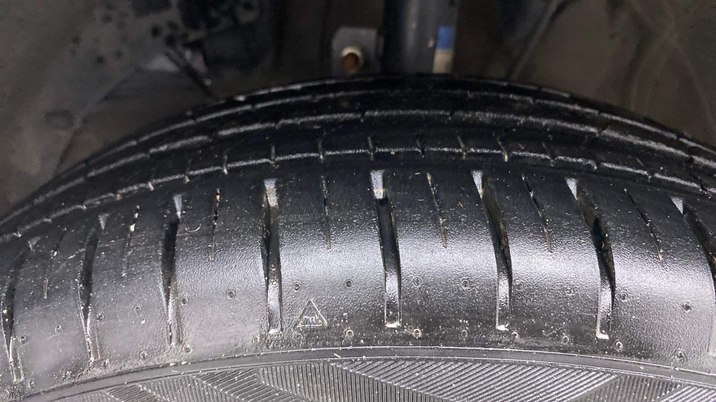 2022 Maruti Baleno ALPHA PETROL 1.2, Petrol, Manual, 7,353 km, Left Front Tyre Tread
