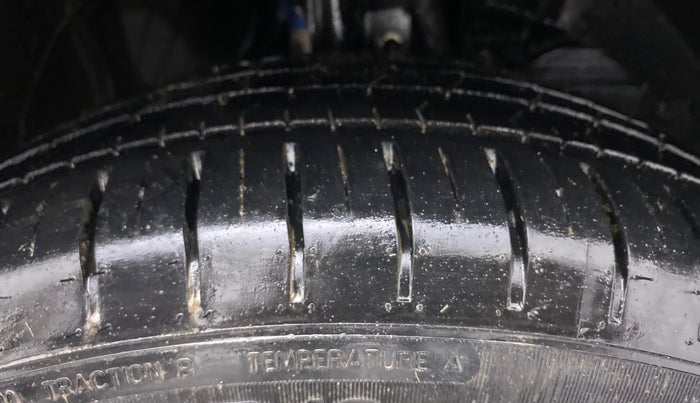 2022 Maruti Baleno ALPHA PETROL 1.2, Petrol, Manual, 7,353 km, Right Front Tyre Tread