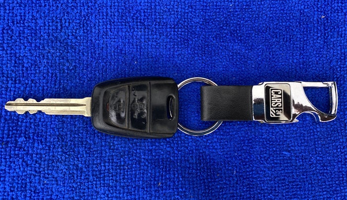 2016 Hyundai Grand i10 SPORTZ 1.2 KAPPA VTVT, Petrol, Manual, 71,806 km, Key Close Up