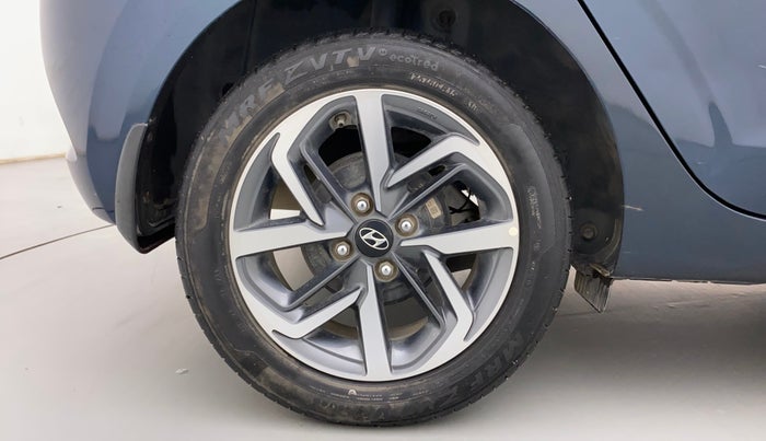 2020 Hyundai GRAND I10 NIOS ASTA AMT 1.2 KAPPA VTVT, Petrol, Automatic, 30,197 km, Right Rear Wheel