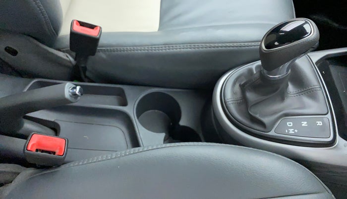 2020 Hyundai GRAND I10 NIOS ASTA AMT 1.2 KAPPA VTVT, Petrol, Automatic, 30,197 km, Gear Lever