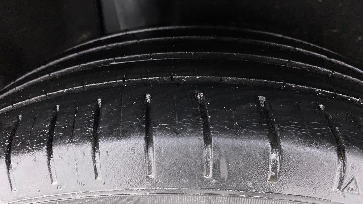 2018 Maruti Baleno ZETA PETROL 1.2, Petrol, Manual, 59,163 km, Right Rear Tyre Tread