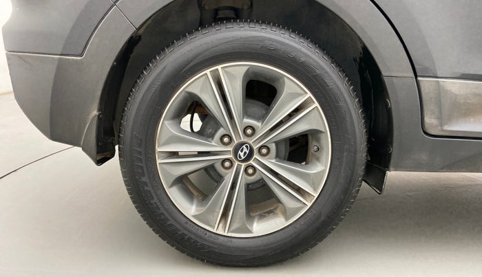 2017 Hyundai Creta SX PLUS AT 1.6 PETROL, Petrol, Automatic, 73,735 km, Right Rear Wheel