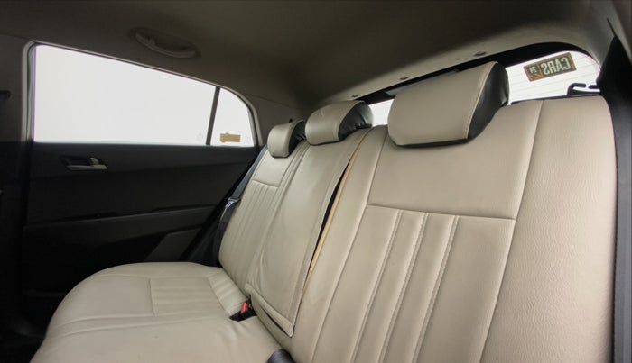 2017 Hyundai Creta SX PLUS AT 1.6 PETROL, Petrol, Automatic, 73,735 km, Right Side Rear Door Cabin