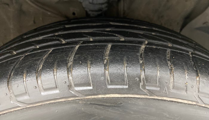 2017 Hyundai Creta SX PLUS AT 1.6 PETROL, Petrol, Automatic, 73,735 km, Right Front Tyre Tread