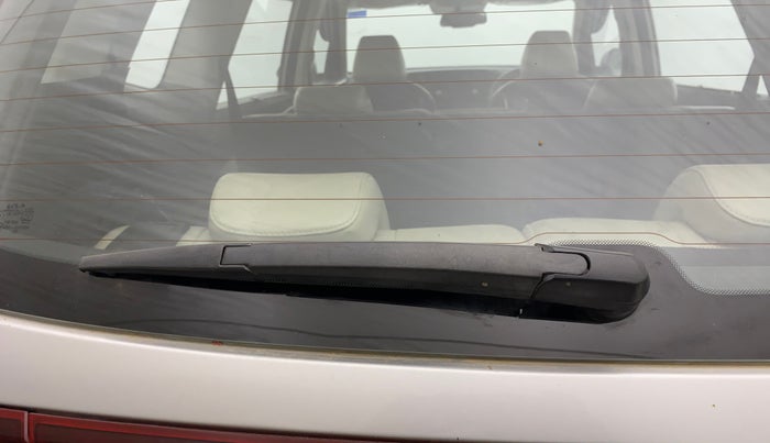 2023 KIA CARENS LUXURY 1.5 TURBO PETROL IMT 7 STR, Petrol, Manual, 60,141 km, Rear Wiper