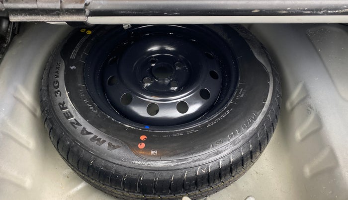 2024 Maruti Dzire VXI CNG, CNG, Manual, 54,810 km, Spare Tyre