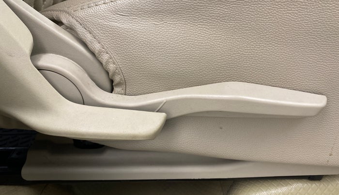 2024 Maruti Dzire VXI CNG, CNG, Manual, 54,810 km, Driver Side Adjustment Panel