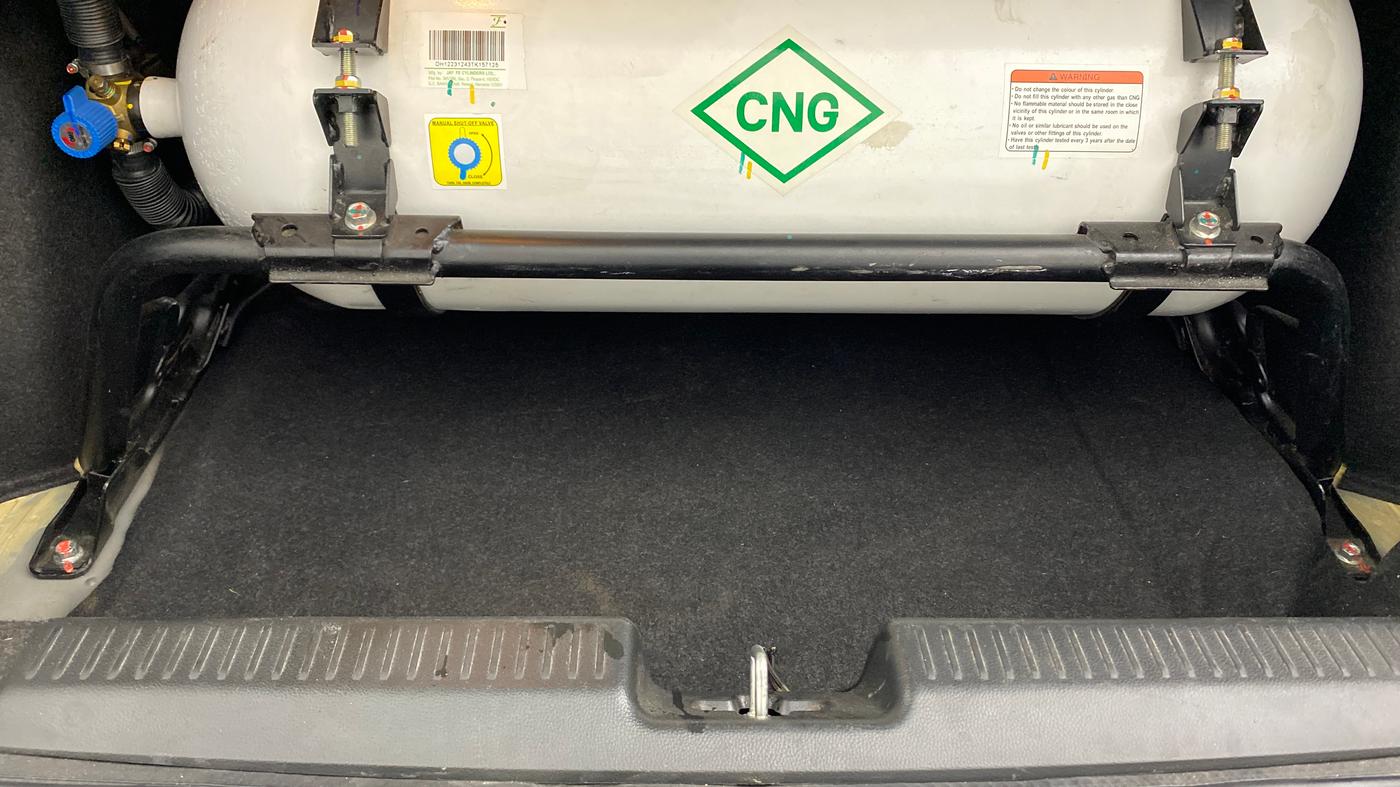 2024 Maruti Dzire VXI CNG, CNG, Manual, 54,810 km, Boot Inside