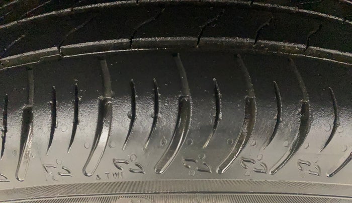 2025 Renault Kiger RXZ MT, Petrol, Manual, 14,691 km, Right Front Tyre Tread