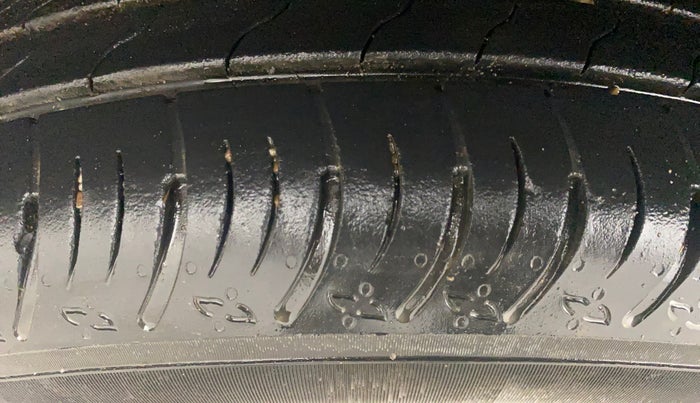 2025 Renault Kiger RXZ MT, Petrol, Manual, 14,691 km, Right Rear Tyre Tread