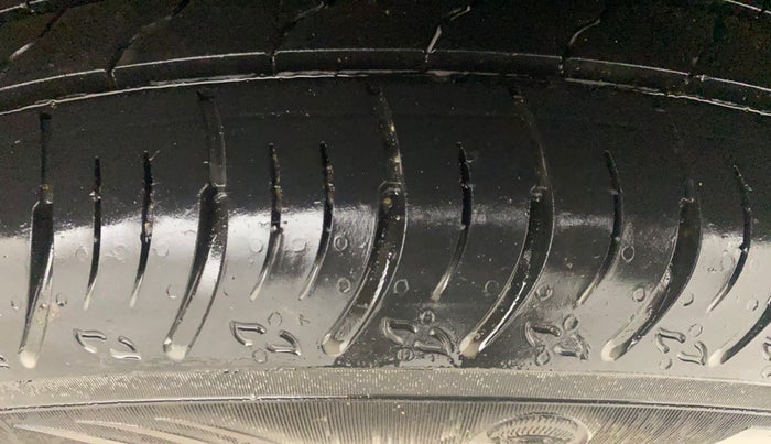 2025 Renault Kiger RXZ MT, Petrol, Manual, 14,691 km, Left Rear Tyre Tread