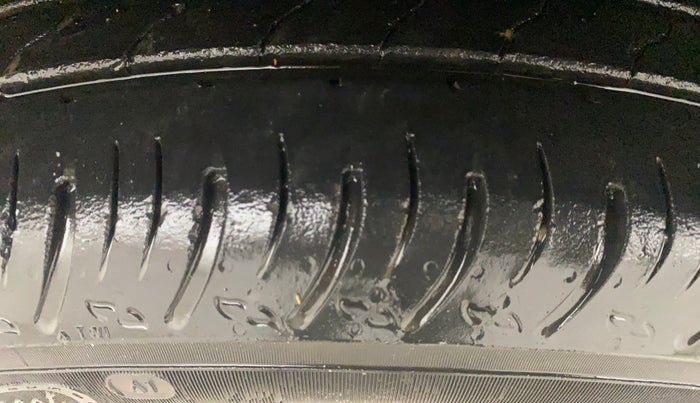 2025 Renault Kiger RXZ MT, Petrol, Manual, 14,691 km, Left Front Tyre Tread