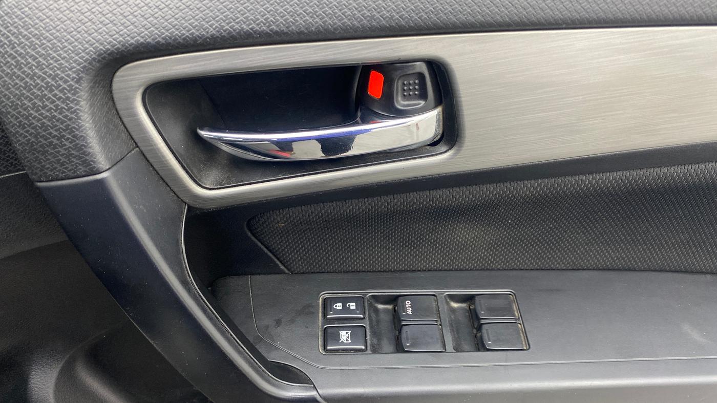 2019 Maruti Vitara Brezza ZDI AMT, Diesel, Automatic, 71,311 km, Driver Side Door Panels Control