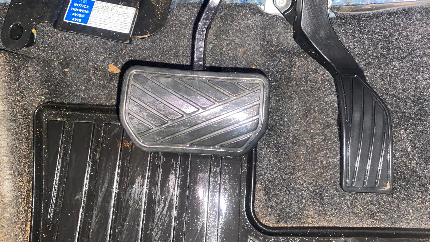 2019 Maruti Vitara Brezza ZDI AMT, Diesel, Automatic, 71,311 km, Pedals