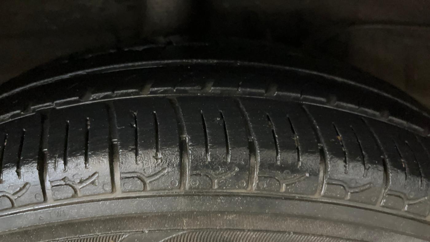 2022 Hyundai NEW SANTRO MAGNA EXECUTIVE CNG, CNG, Manual, 40,916 km, Right Rear Tyre Tread