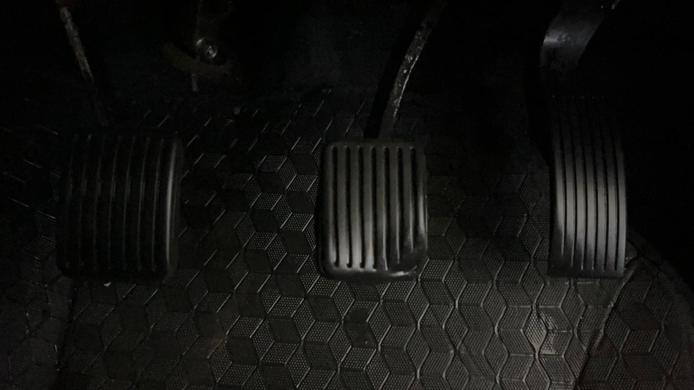 2022 Hyundai NEW SANTRO MAGNA EXECUTIVE CNG, CNG, Manual, 40,916 km, Pedals