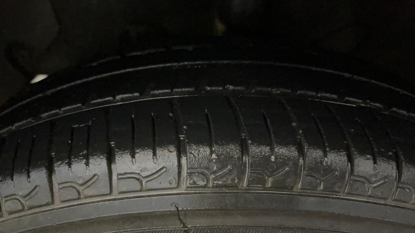 2022 Hyundai NEW SANTRO MAGNA EXECUTIVE CNG, CNG, Manual, 40,916 km, Left Front Tyre Tread
