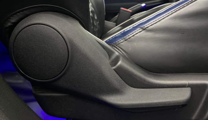 2022 Maruti Baleno DELTA PETROL 1.2, Petrol, Manual, 31,676 km, Driver Side Adjustment Panel