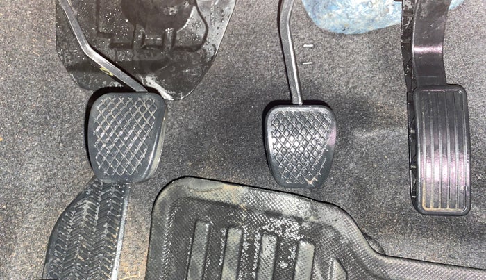 2020 Honda City 1.5L I-DTEC ZX, Diesel, Manual, 72,036 km, Pedals