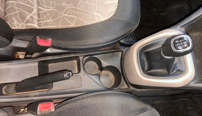 2015 Hyundai Grand i10 SPORTZ 1.2 KAPPA VTVT, Petrol, Manual, 78,371 km, Gear Lever