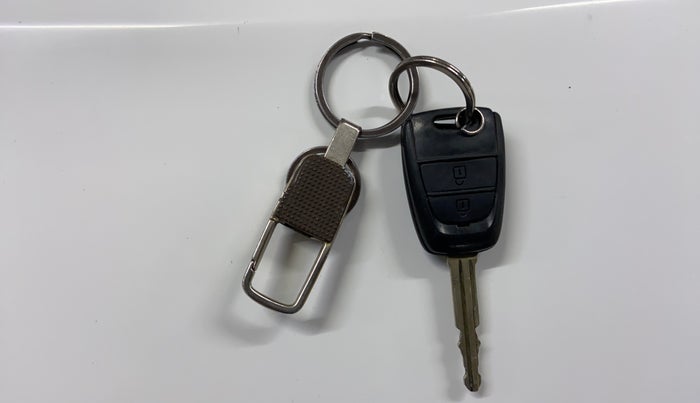 2015 Hyundai Grand i10 SPORTZ 1.2 KAPPA VTVT, Petrol, Manual, 78,371 km, Key Close Up