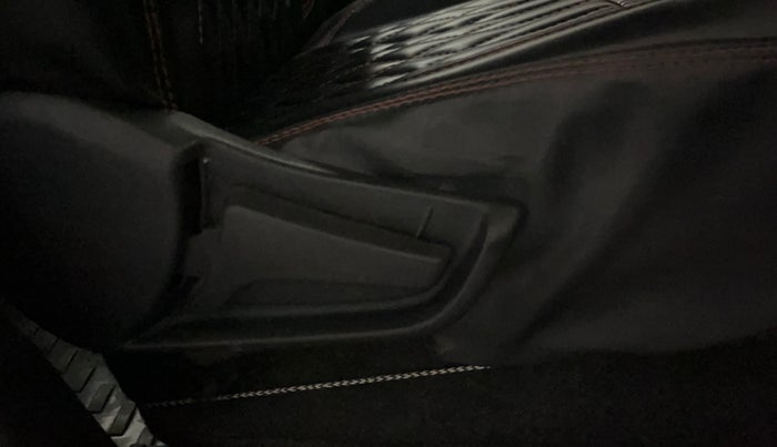 2021 Maruti S PRESSO VXI CNG, CNG, Manual, 65,152 km, Driver Side Adjustment Panel