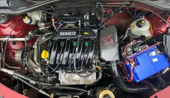 2014 Renault Duster RXE PETROL 104, Petrol, Manual, 31,003 km, Open Bonet