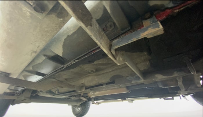 2014 Renault Duster RXE PETROL 104, Petrol, Manual, 31,003 km, Right Side Underbody