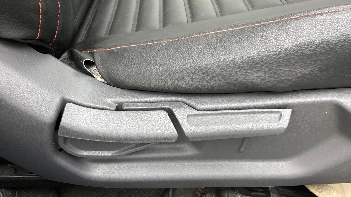2019 Hyundai GRAND I10 NIOS SPORTZ PETROL, Petrol, Manual, 14,632 km, Driver Side Adjustment Panel