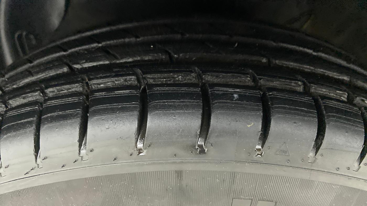 2019 Hyundai GRAND I10 NIOS SPORTZ PETROL, Petrol, Manual, 14,632 km, Left Front Tyre Tread
