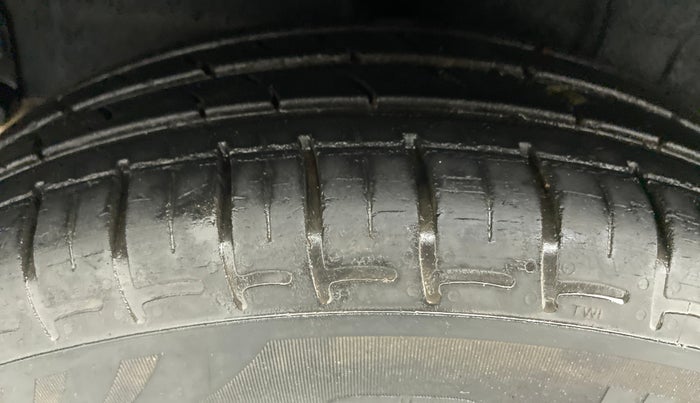 2019 Hyundai GRAND I10 NIOS SPORTZ PETROL, Petrol, Manual, 14,632 km, Right Rear Tyre Tread