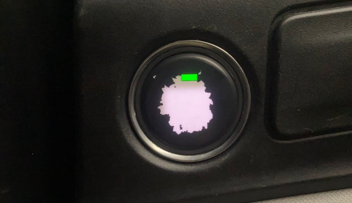 2020 Tata ALTROZ XT PETROL, Petrol, Manual, 28,199 km, Keyless Start/ Stop Button